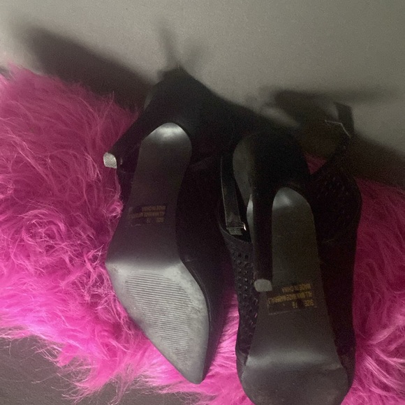 Classy pointed toe Heels - Picture 3 of 7